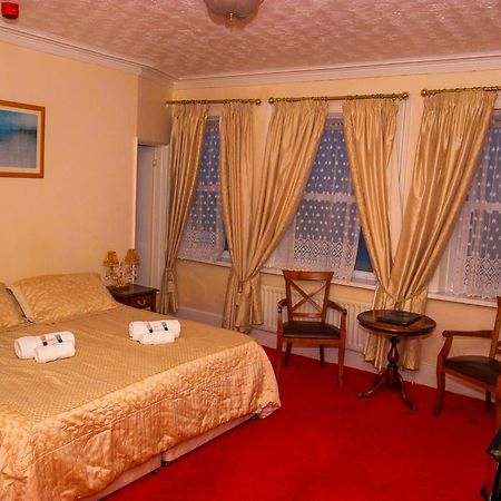 Albany Lions Hotel AEGON International Esterno foto