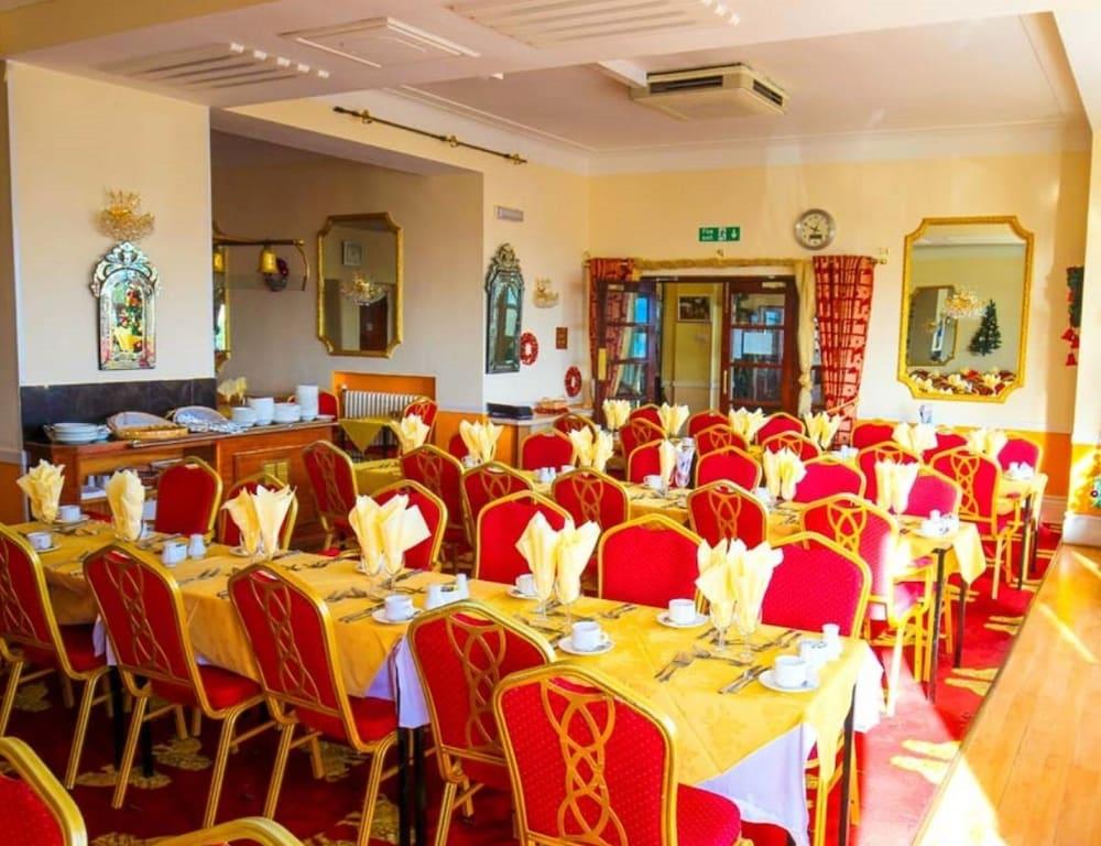 Albany Lions Hotel AEGON International Esterno foto