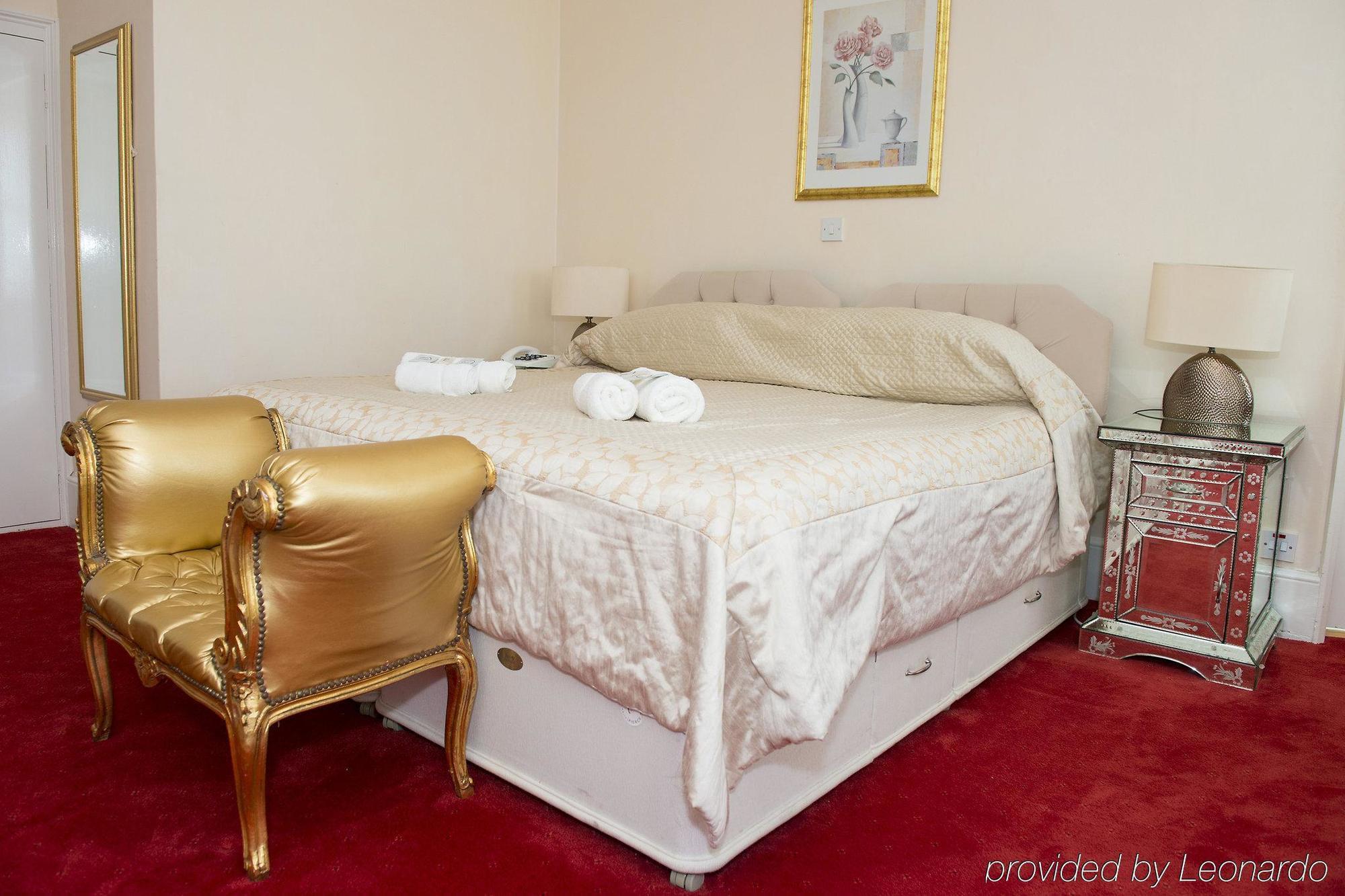 Albany Lions Hotel AEGON International Esterno foto