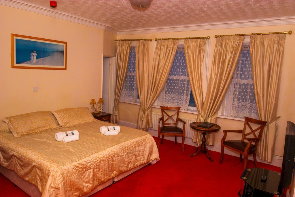 Albany Lions Hotel AEGON International Esterno foto