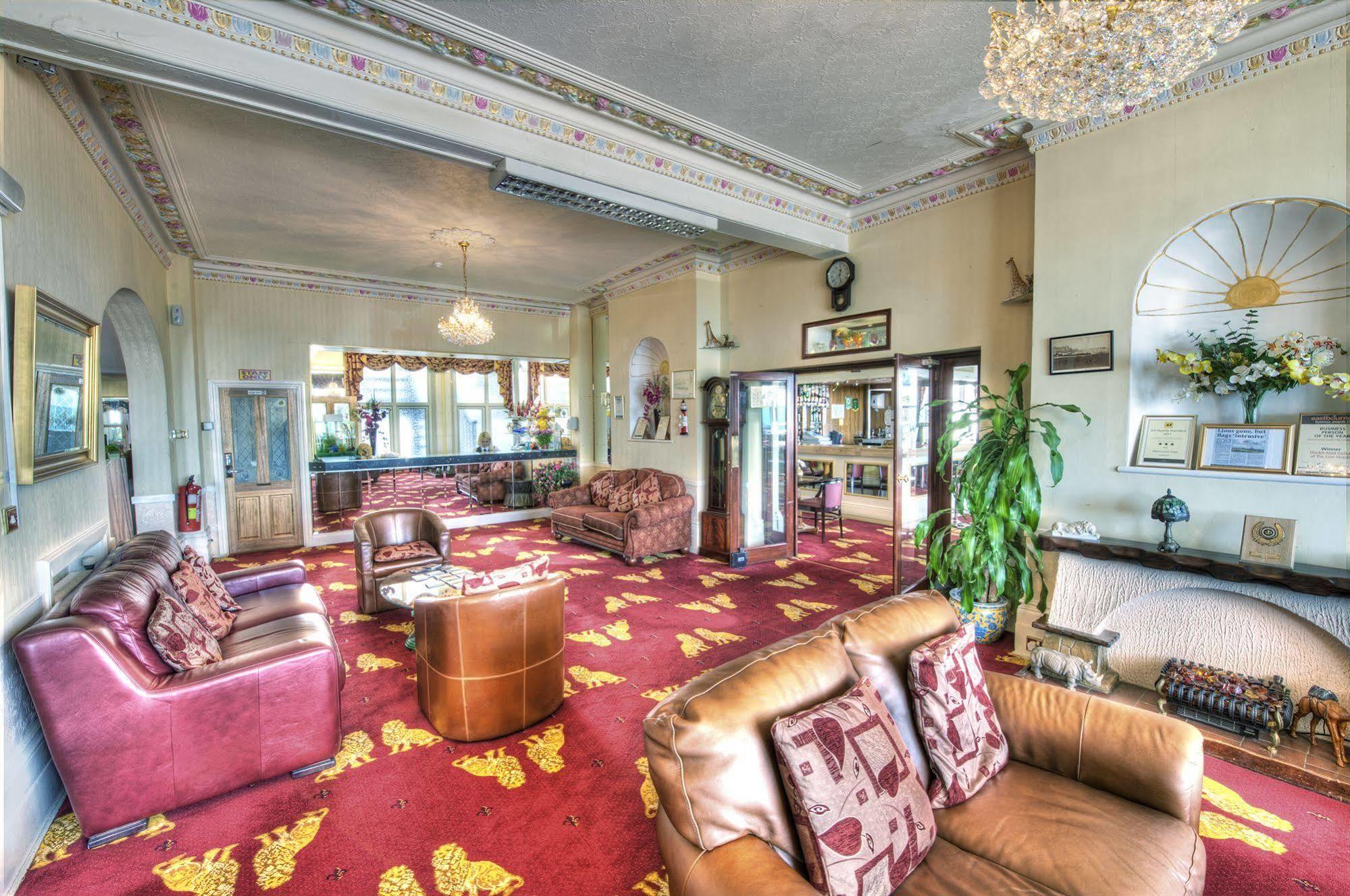 Albany Lions Hotel AEGON International Esterno foto
