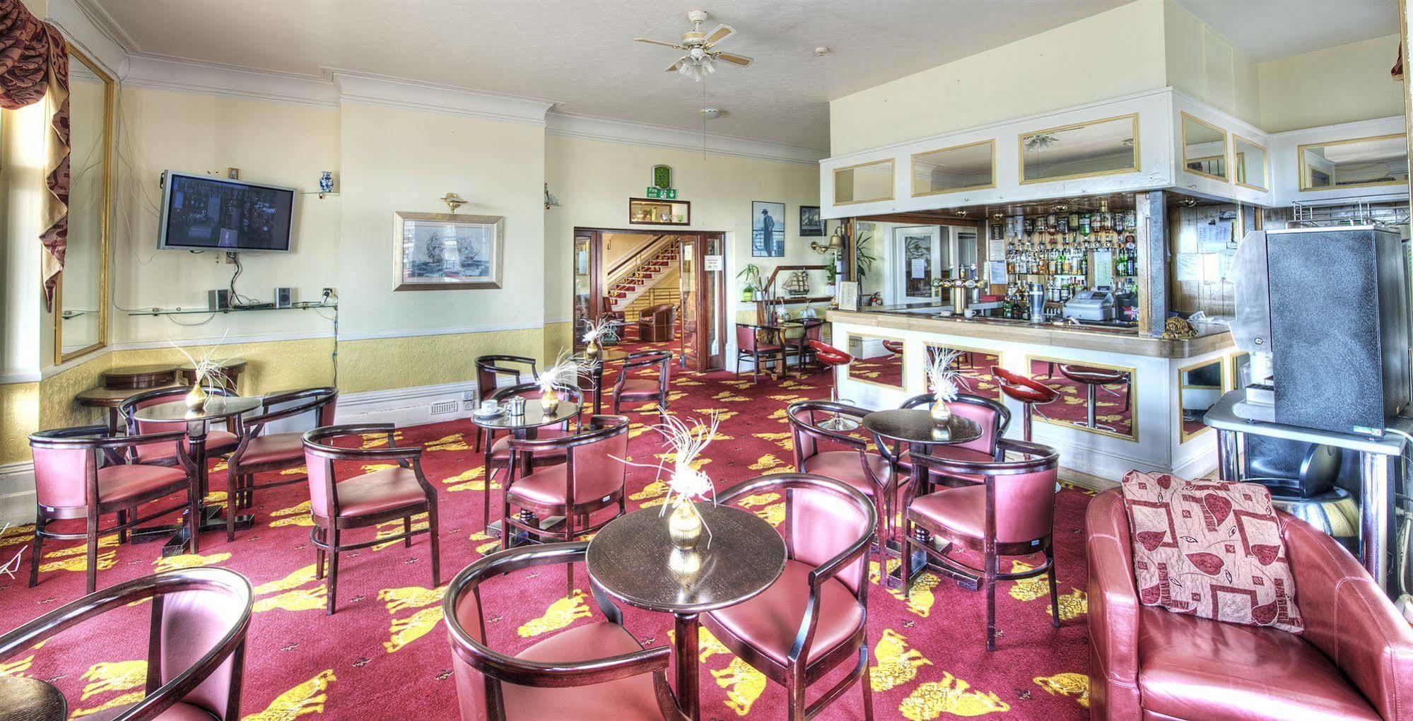 Albany Lions Hotel AEGON International Esterno foto